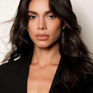 Alane Dias